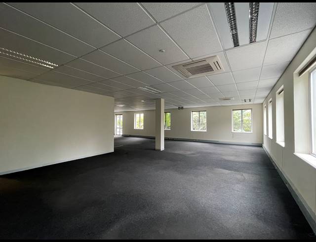 607M² OFFICE TO LET IN SANDTON CENTRAL